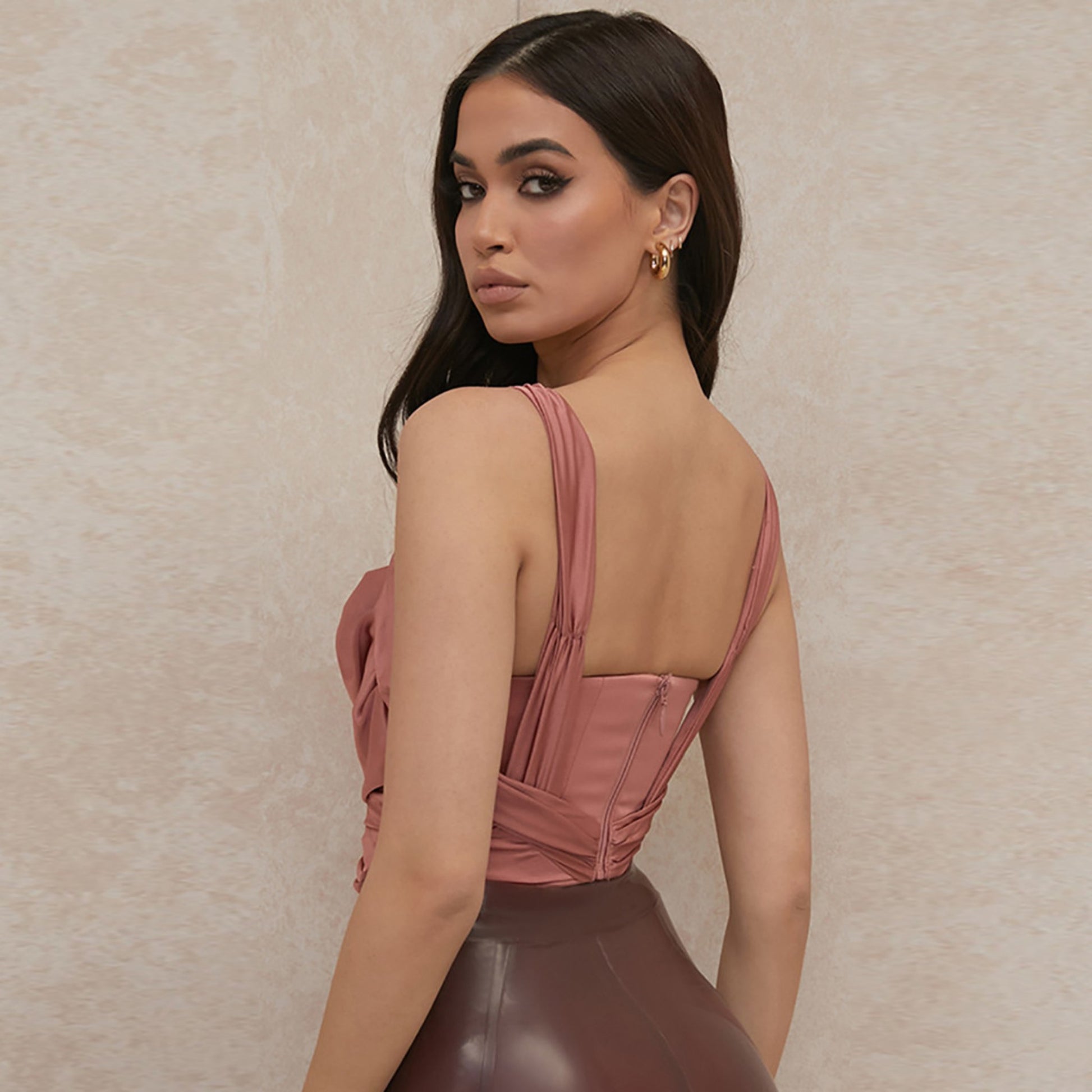 Satin Fishbone Top OCS Trade Co., Ltd.